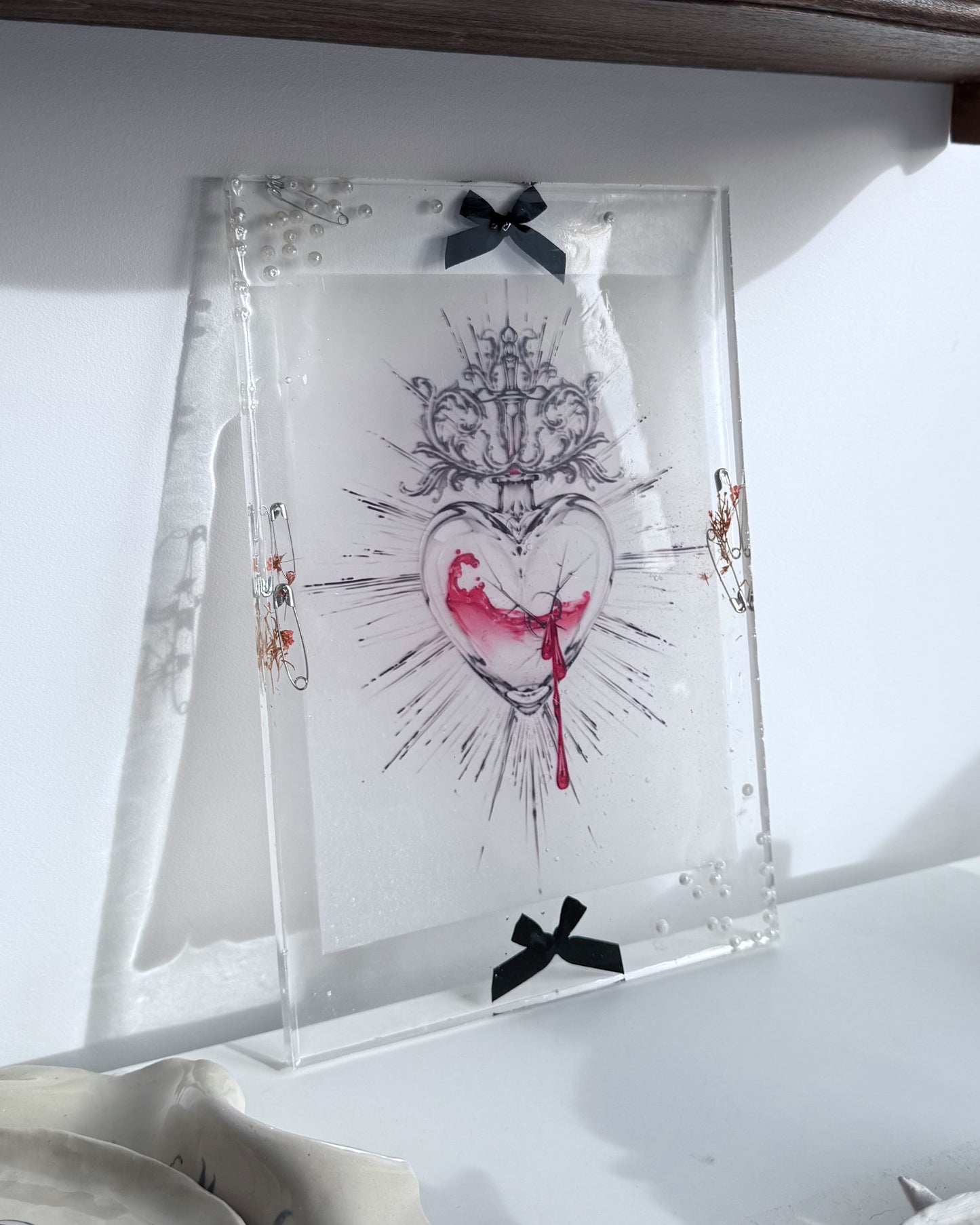 Sacred heart Resin Print - Flowers and pins